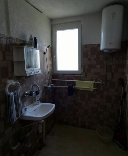 Дава се под наем Двустаен апартамент в Радомир - 64 кв.м за 306 € - Снимка #5