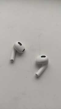 Продам левый ухо и правый ухо от airpods 3 оригинал