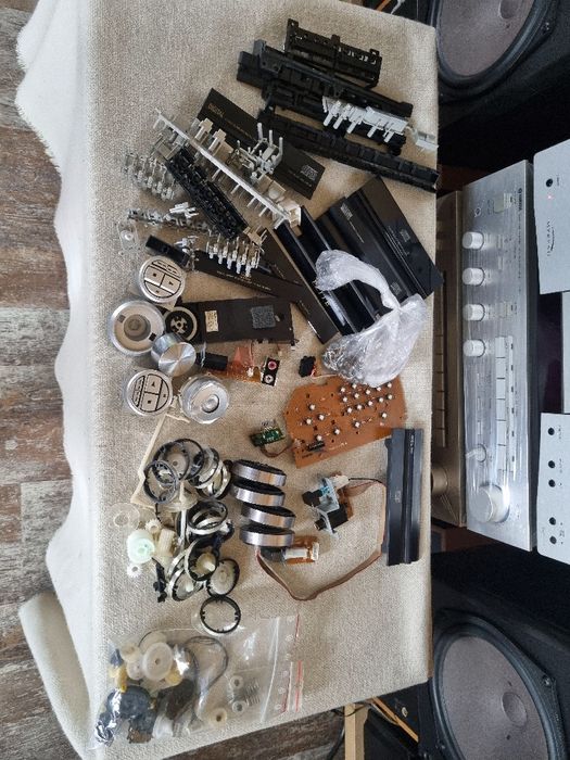 Pachet dif butonase, masti sertare cd, dif accesorii, etc.