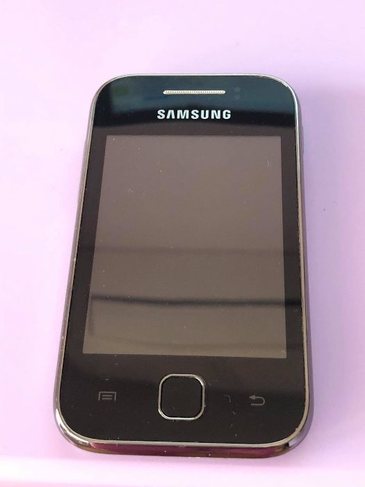 Самсунг Galaxy young - мобилен телефон за части