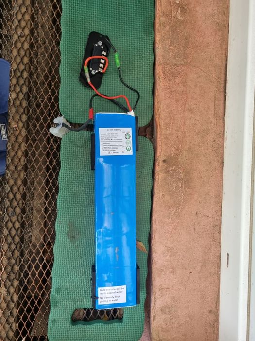 Vind baterie electrica