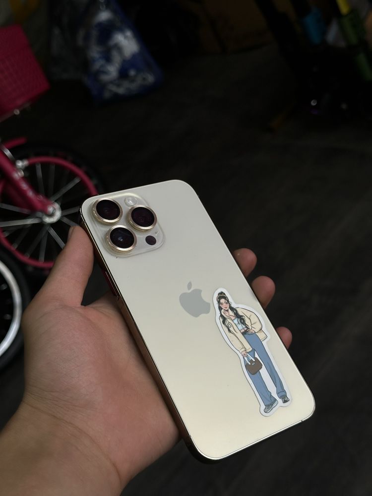 Iphone 14 pro max!