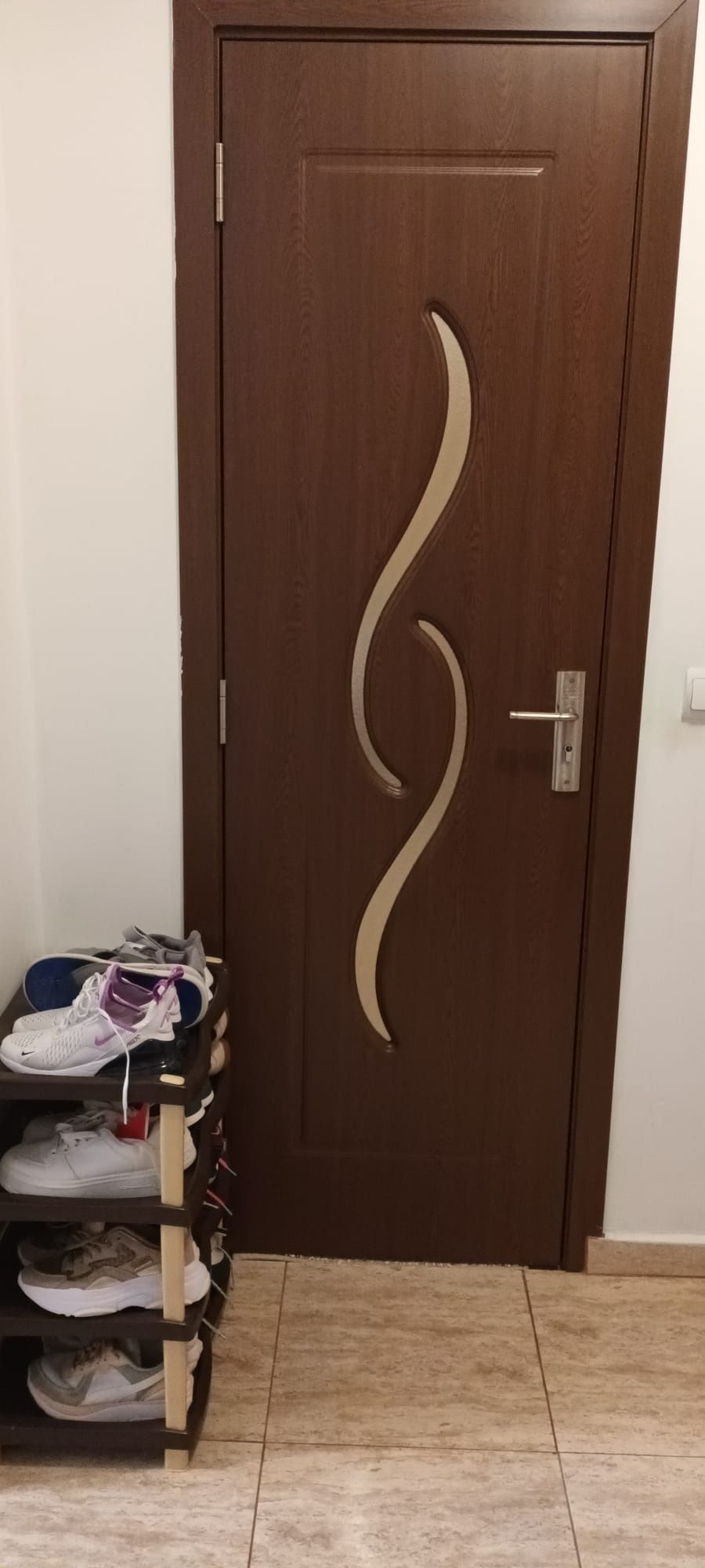 Vând apartament în Baciu