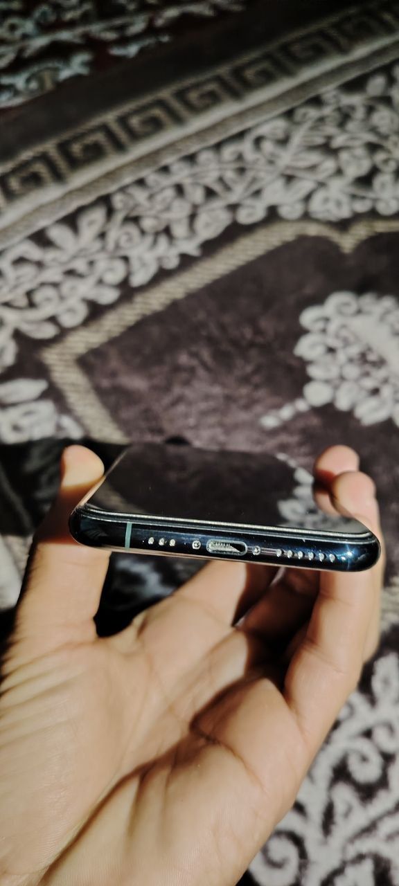 iPhone 11 Pro 64/4