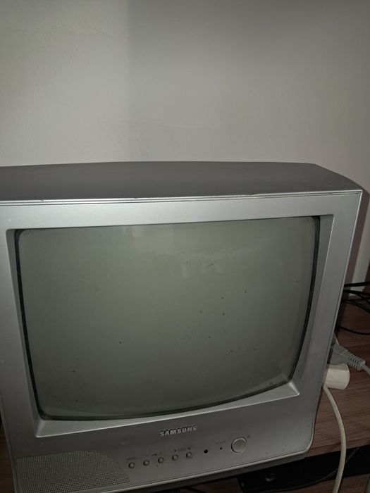 Продам телевизор SAMSUNG