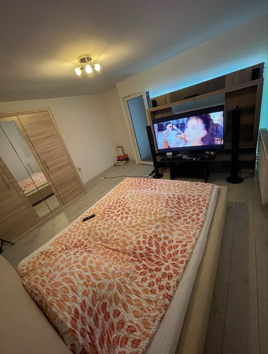 Vand apartament cu 3 camere 2 bai