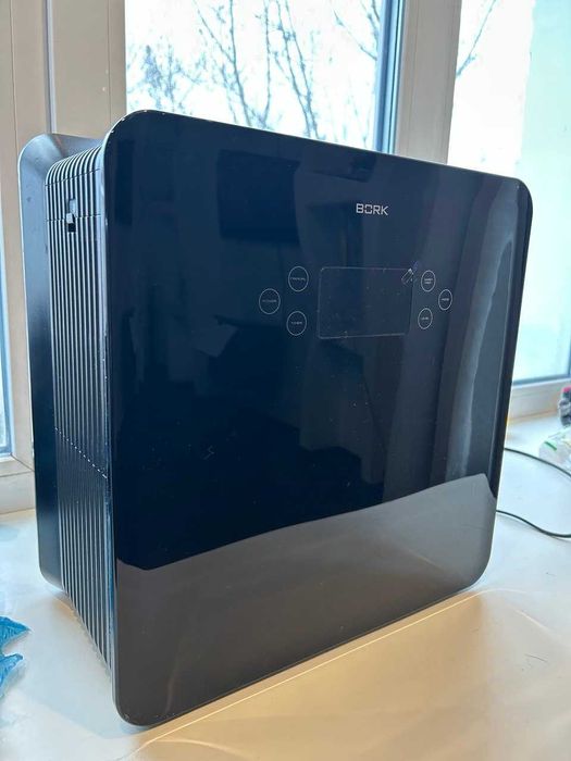 Очиститель-Мойка воздуха Bork Q710