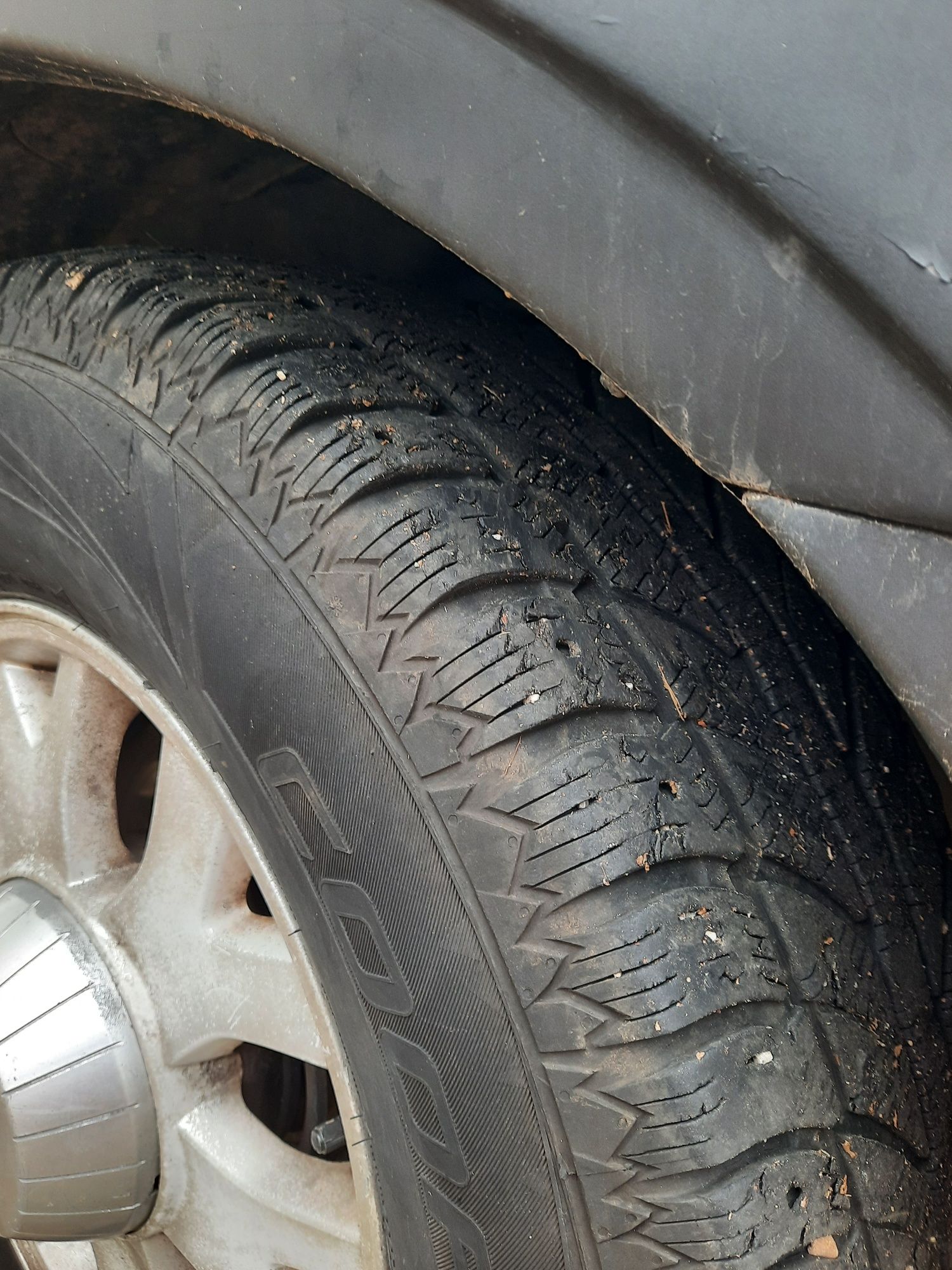 Санг Йонг Рекстон 2.7 hdi 2005г