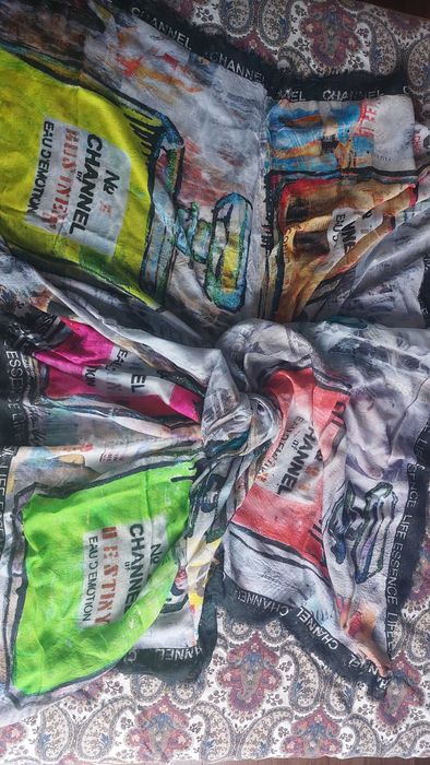 Дамски шал Channel