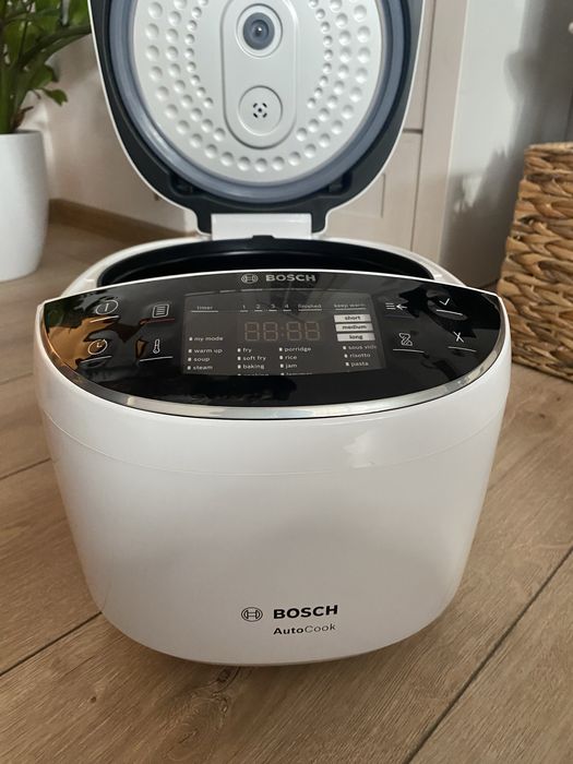 Aparat multicook Bosch Muc11w12