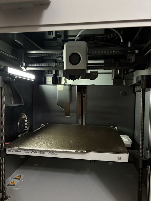 3D принтер Bambu Lab X1 Carbon с AMS