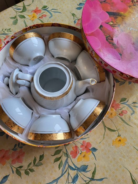 Чайный сервиз с пиалами