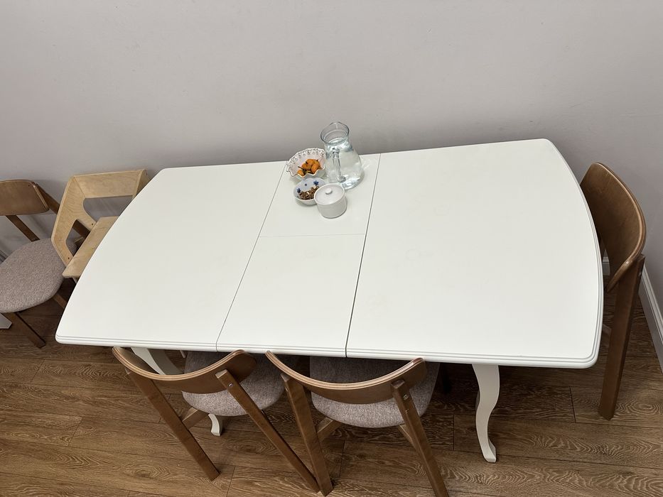 Кухонный стол обеденный стол