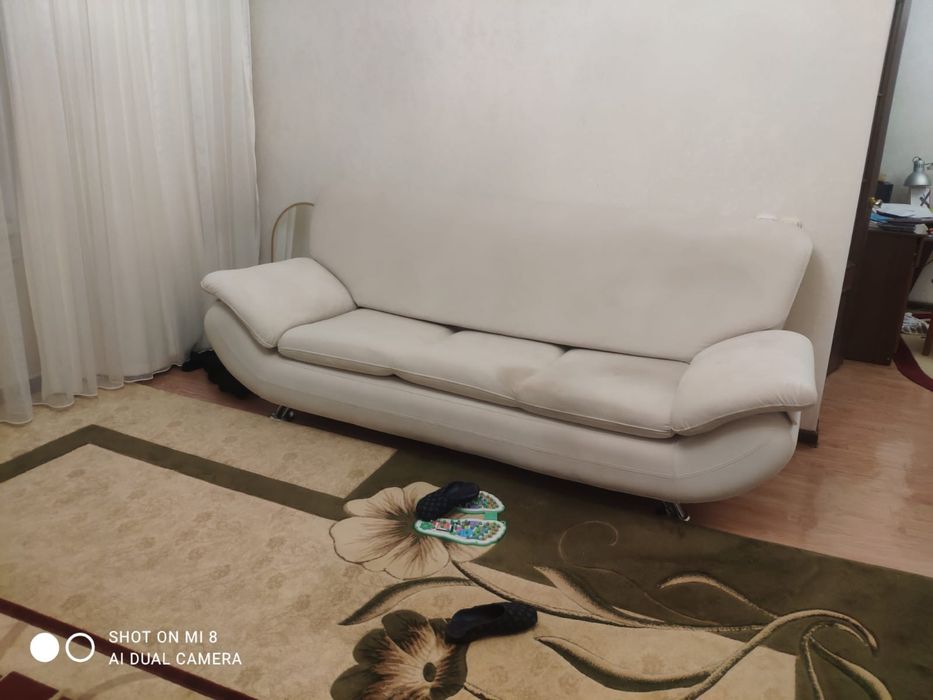 Два дивана в хорошем состоянии