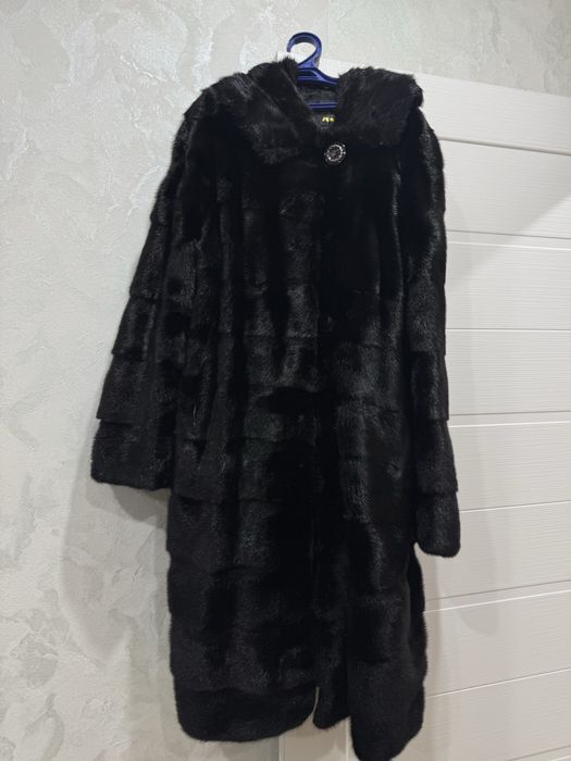 Продам норковую шубу