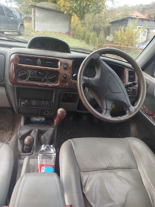 Pajero sport 3.0 177 коня ръчка