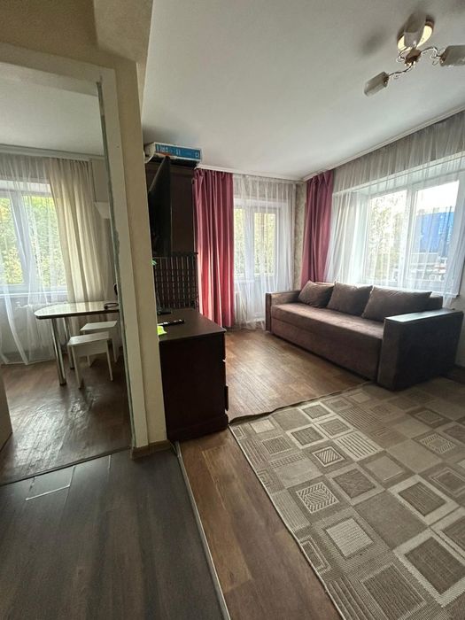 Продаётся 1,5- ка р- н Центрального рынка