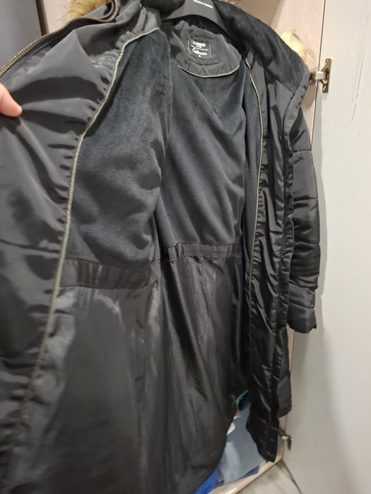 Vând geacă in stare buna