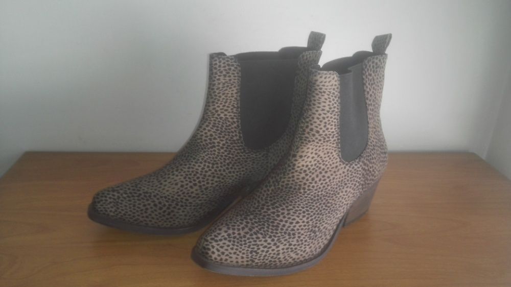 Дамски боти SOLES, 38 номер модел boot this festival