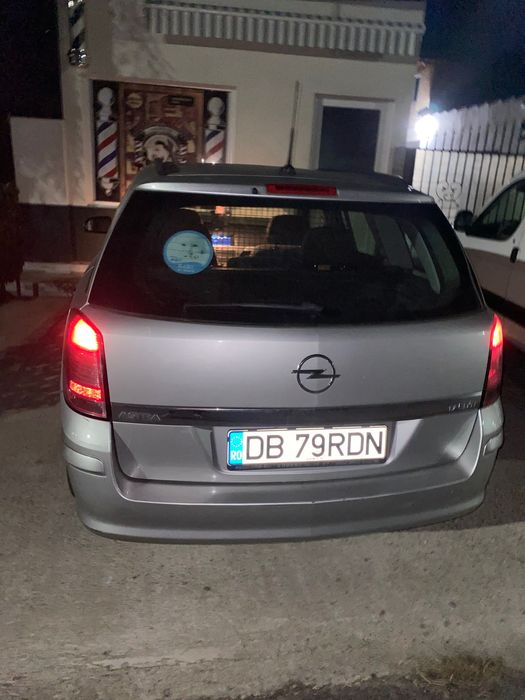Vând Opel asta H