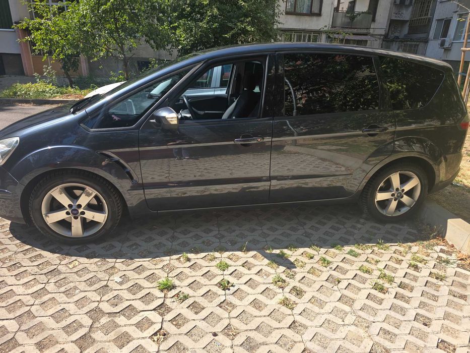 Продавам Ford S-max