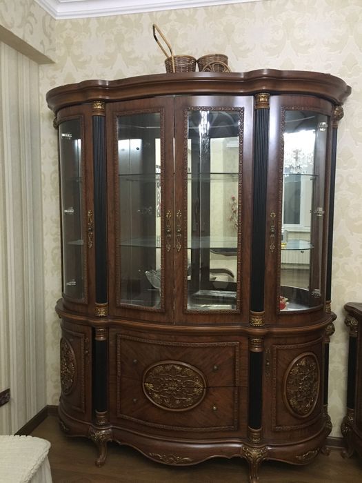 Сервант для гостиной