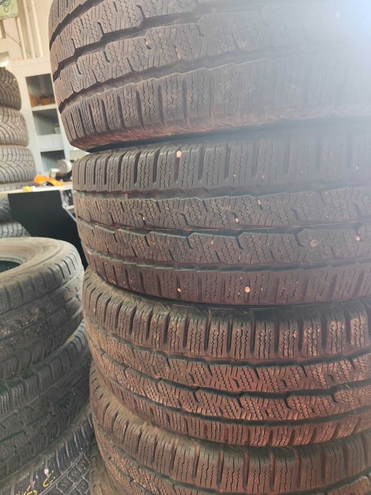4бр.зимни гуми 205/65/16C Toyo