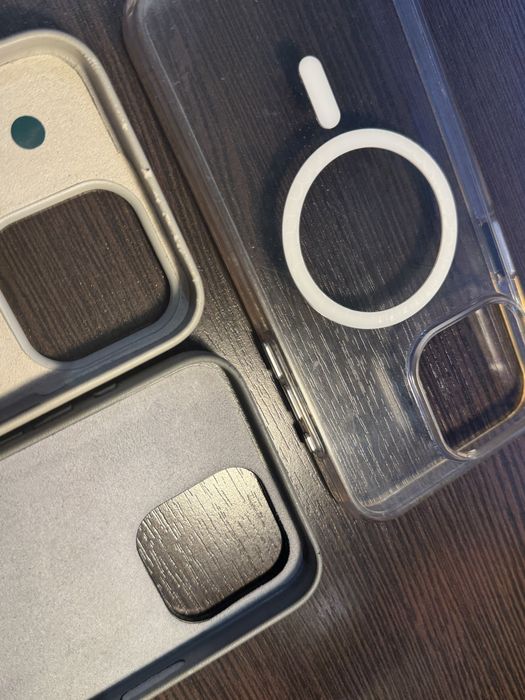 Продаю 3 шт чехла для iPhone 15 Pro Max