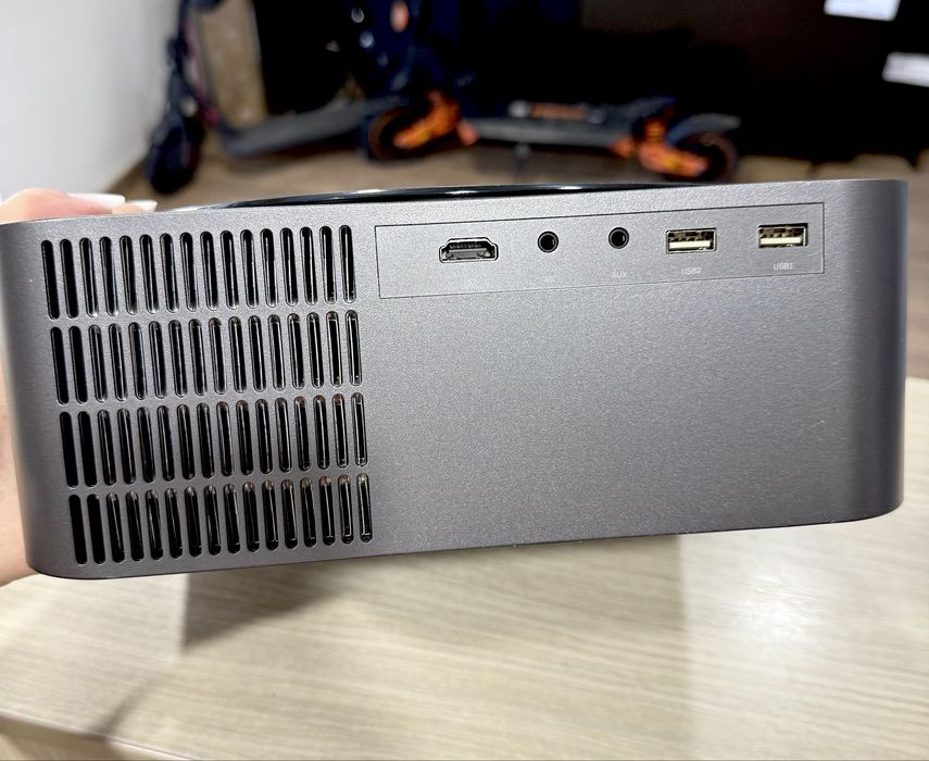 Videoproiector Ultimea Apollo P40 21000 lumeni 4k - NOU !!!