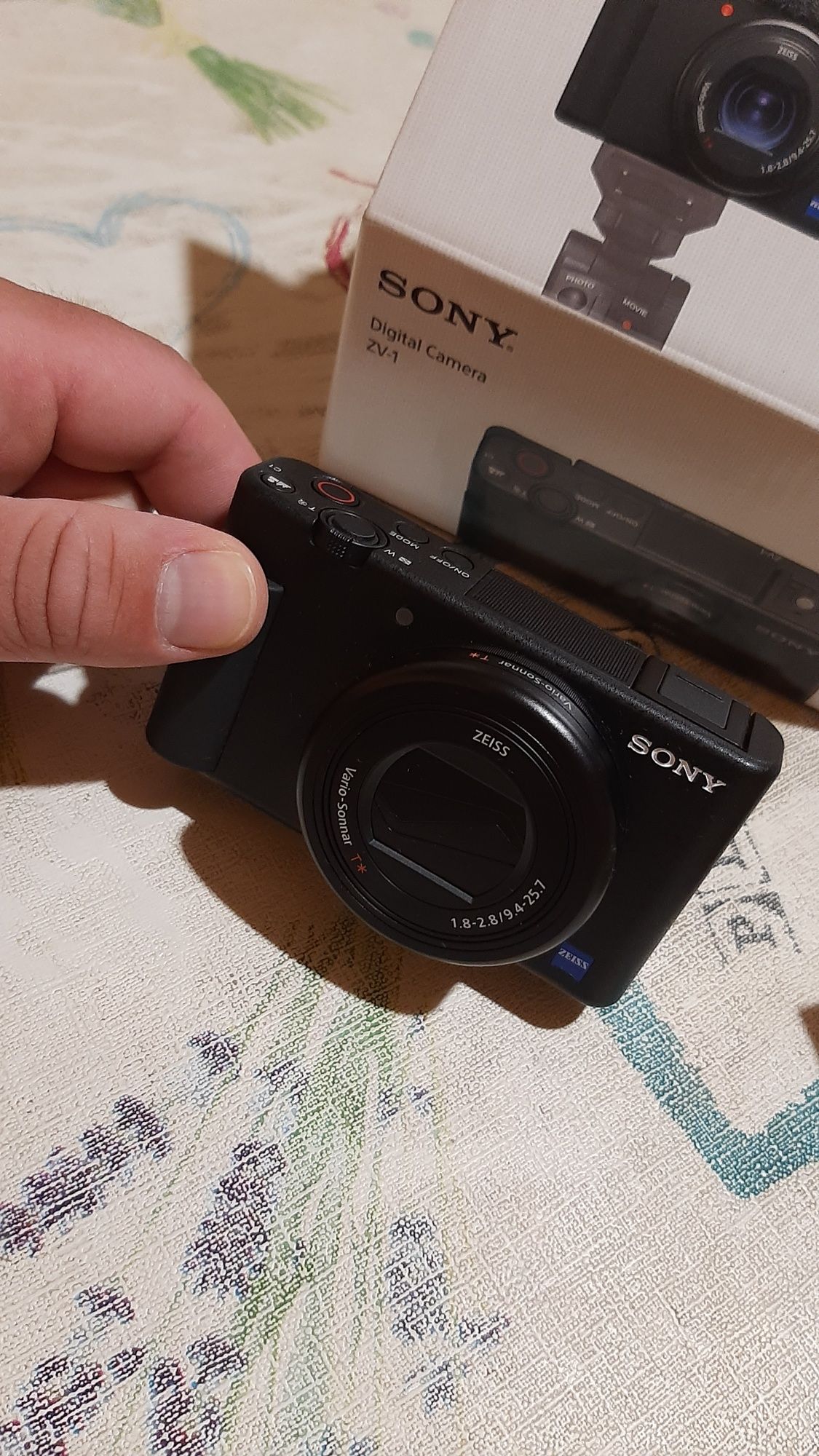 Sony ZV-1 като нова