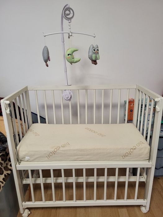 Vând pătuț bebe stare buna