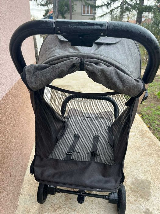 Лятна количка                       .