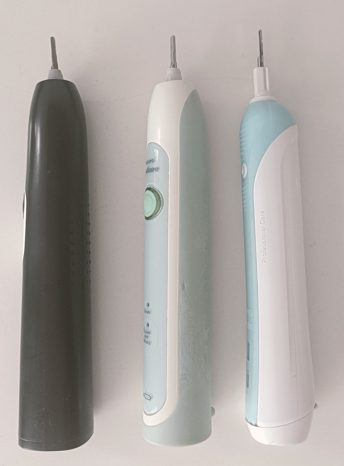 Periuțe dinți electrice Philips Sonicare și Braun