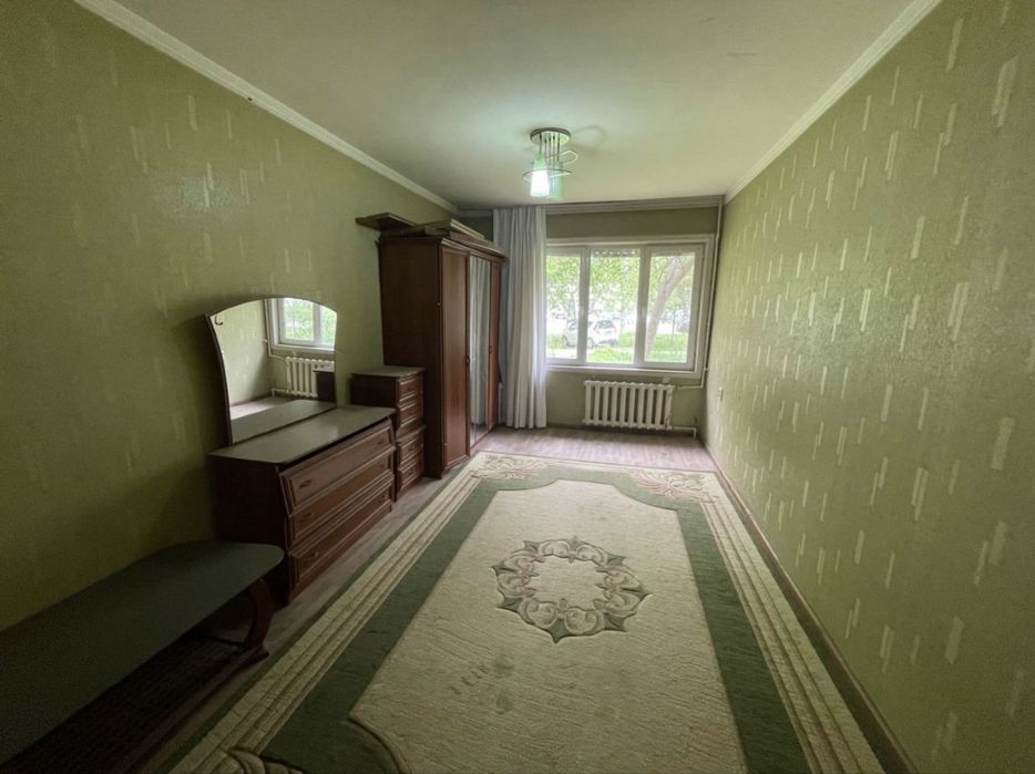 Чиланзар 20 квартал, Продается квартира 2в3/1/4 с подвалом