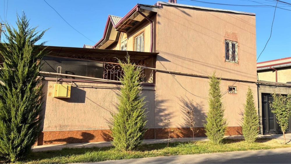 Продаётся Домик в уютной махалле на набережной Анхора