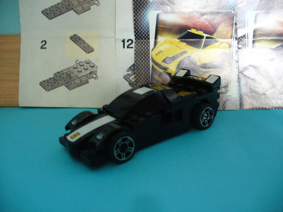 Lego Ferrari Shell V-Power® -2 серии колички+бензиновоз+аксесоари и МФ