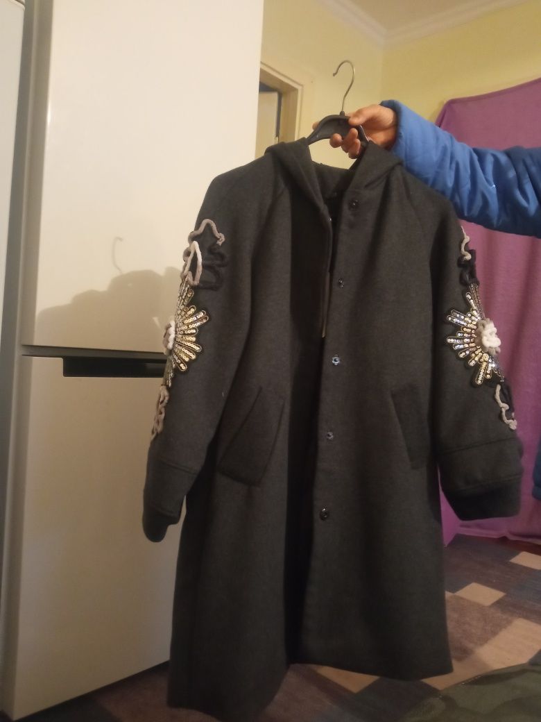 Пальто новое 44-46 размер