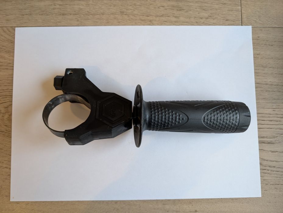 Masina de gaurit cu percutie DWT SBM600 + 7 burghie