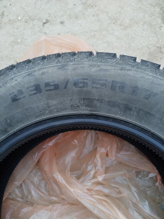 Продам шины зимние