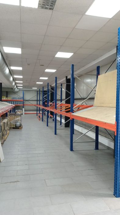 Importator direct rafturi noi pentru paleti