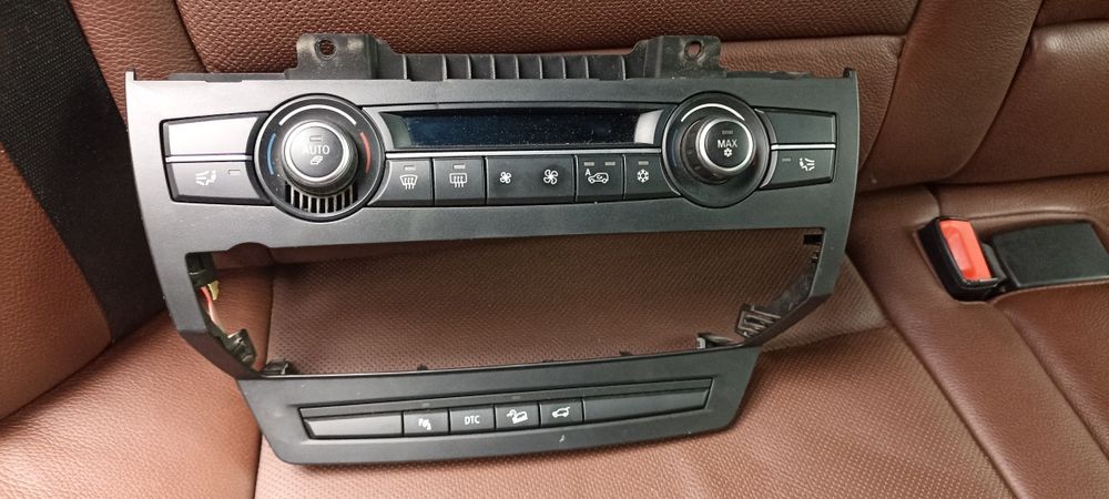 Bmw X5 E70 панел
