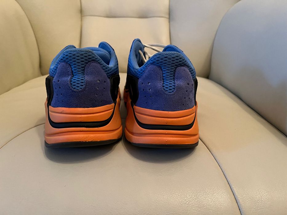 Pantofi sport Adidas Yeezy 700 Bright Blue