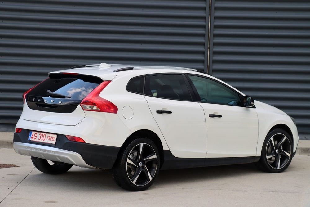 Volvo V40 Cross Country, 1.6 Hdi, Garanție 12 Luni