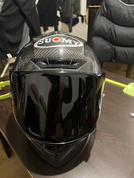 Каска карбон Suomy tx-pro Carbon