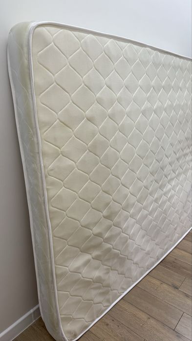 Матрас 200*180 месяц пользовались покупали с каспи 69 тыс