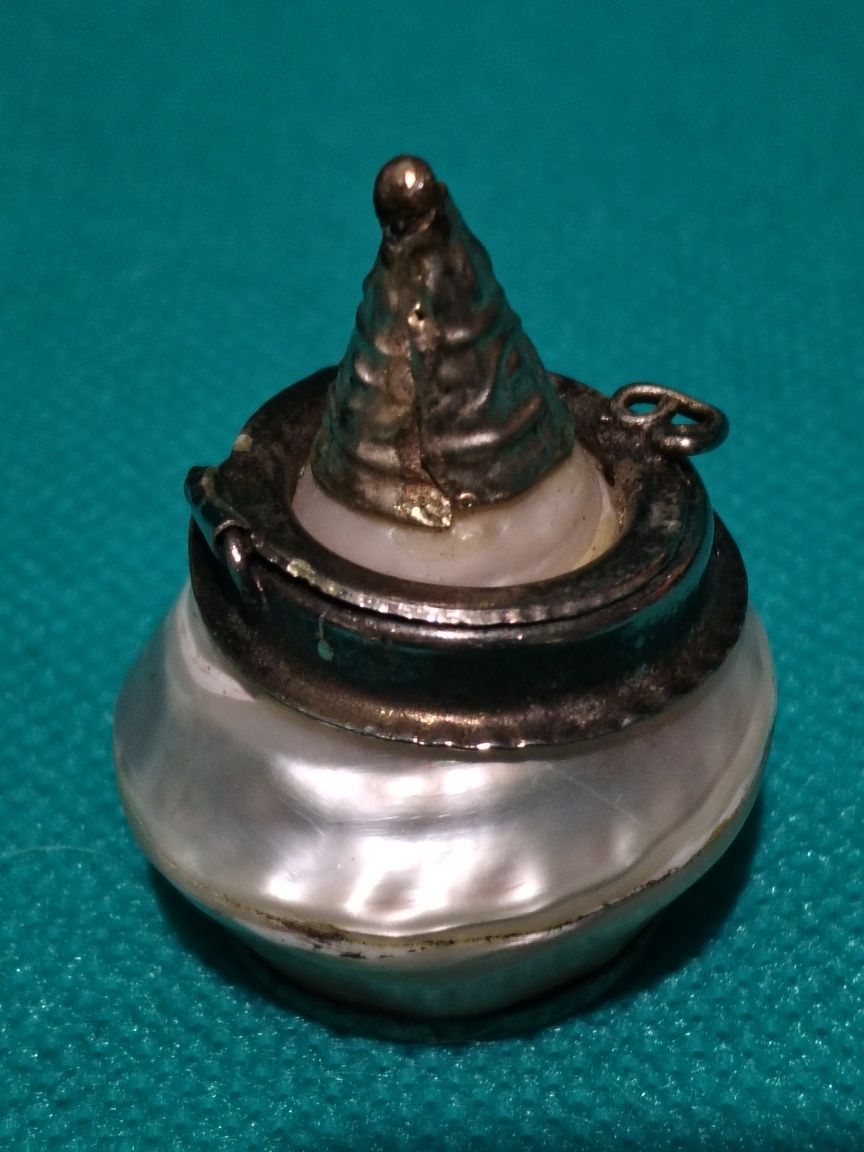 Kumkum Bharani  Shell