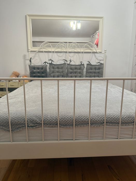 Pat cu saltea 160/200, doar azi, preț 600 lei