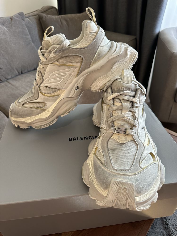 Мъжки обувки BALENCIAGA