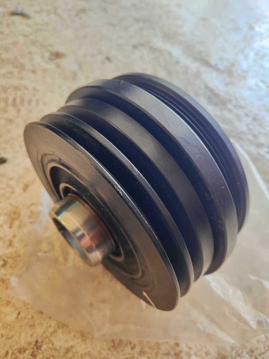 Ремъчна шайба за LAND CRUISER 100