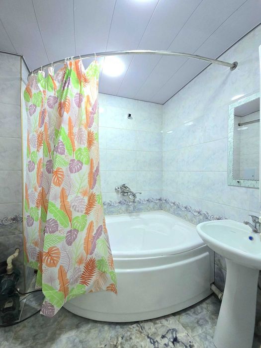 3 xonali kvartira sotuvda